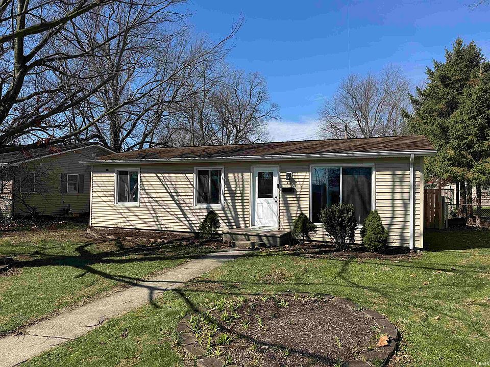 1st image of 110 S 15th St