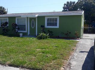 5364 Helene Pl, West Palm Beach, FL 33407
