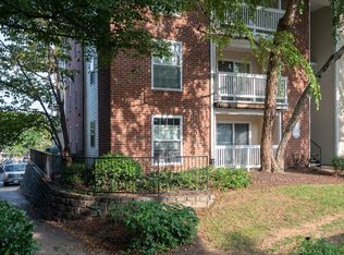 1539 Lincoln Way APT 103B, Mc Lean, VA 22102