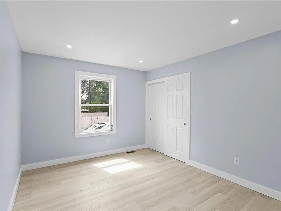 97 Cedar Hill Ave #2