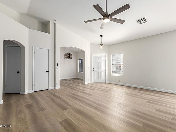 3rd image of 8782 W SHAW BUTTE Drive