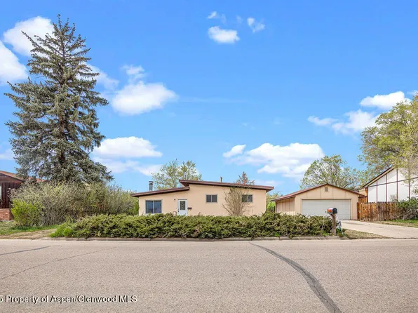 860 Russell St, Craig, CO 81625