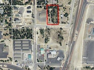 52425 Railroad St, La Pine, OR 97739