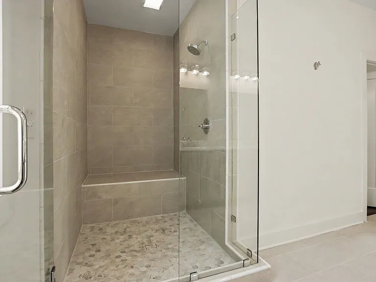 801 Main St — Photo 22
