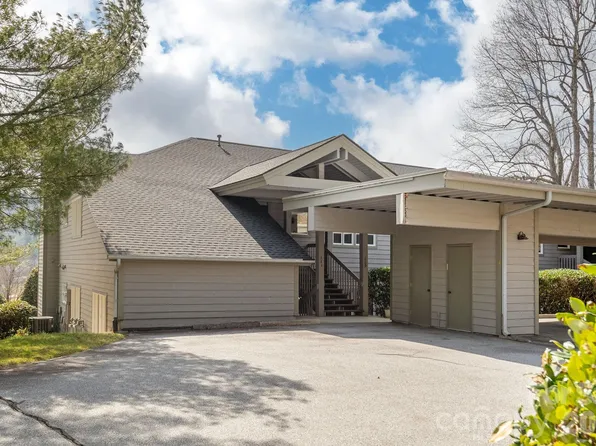 111 Bluffview Ln, Flat Rock, NC 28731