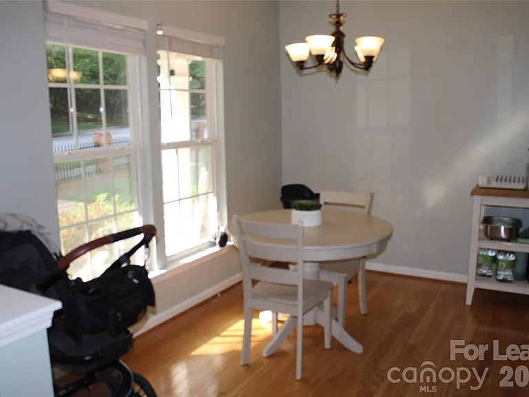 9446 Cadman Ct — Photo 7