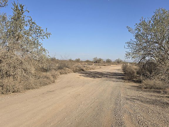 3rd image of 412XX W Montebello Avenue #-