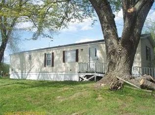 114 Highland Ave, Winthrop, ME 04364