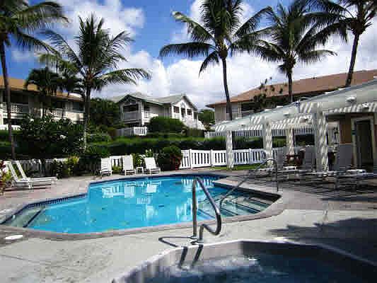 3rd image of 75-6081 Alii Dr APT N204