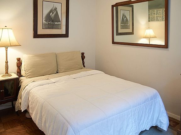 3rd image of 235 East 87th Street #1B