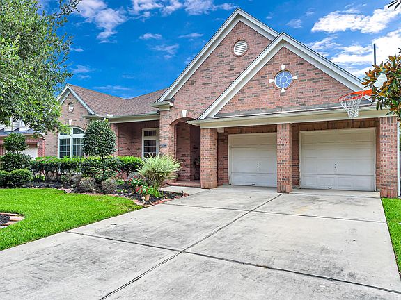 3rd image of 26223 Park Ivy Ln