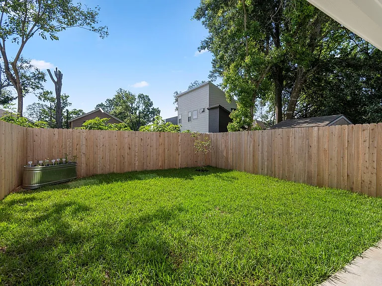 8016 Willow St #C — Photo 22