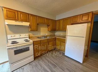 728 E Walnut St #6, Springfield, MO 65806