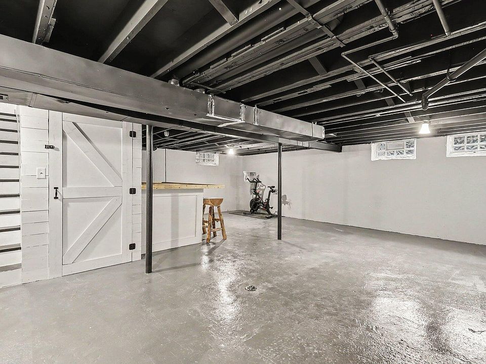 29687 Westfield St, photo 23