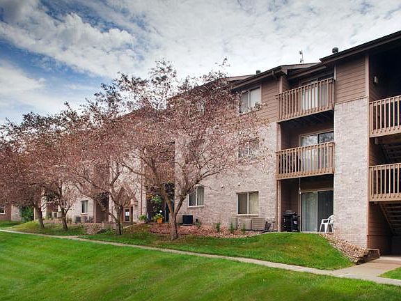 4th image of 4400 Park Ave #1029
