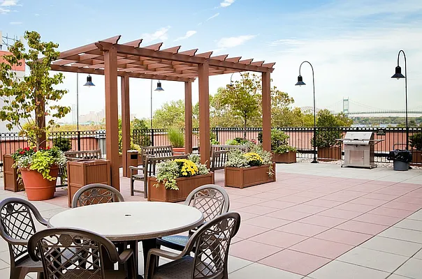 Rented by Spire Group | media 6