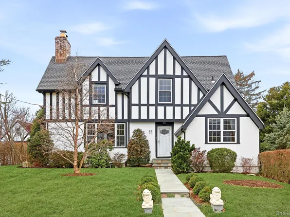 11 Van Buren Place, White Plains, NY 10603