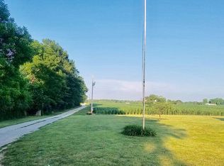 14751 Cooks Mills Rd, Humboldt, IL 61931