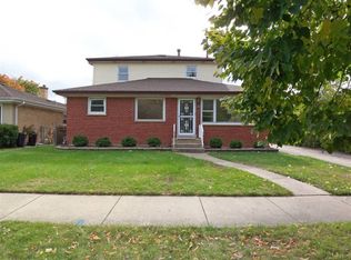 6145 Elm St, Morton Grove, IL 60053