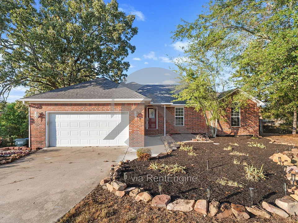 1660 Nighthawk Cir