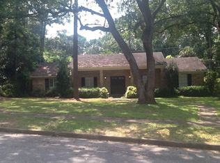 5811 Rawleigh Dr, Mobile, AL 36608