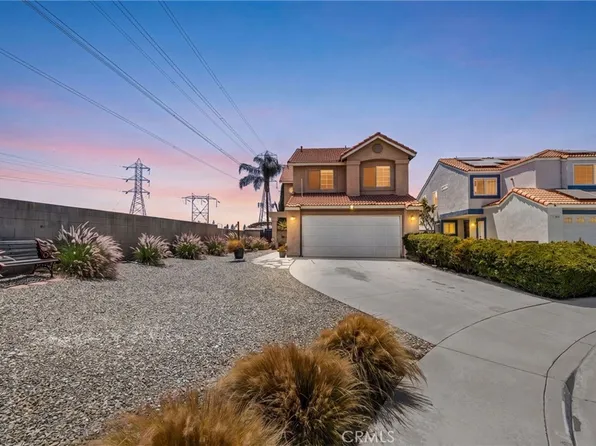 11394 Azure Ct, Fontana, CA 92337