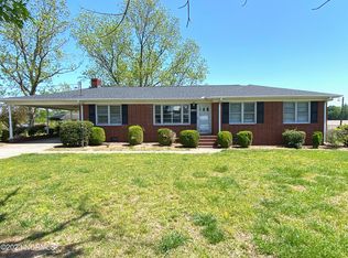 2169 Black Jack Simpson Rd, Greenville, NC 27858