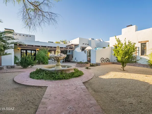 365 N Indian House Rd, Tucson, AZ 85711