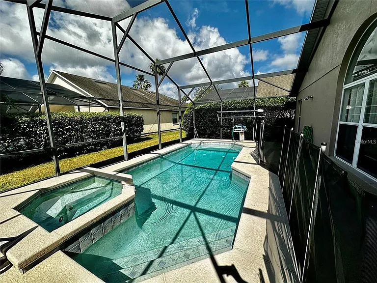 4795 Cumbrian Lakes Dr — Photo 26