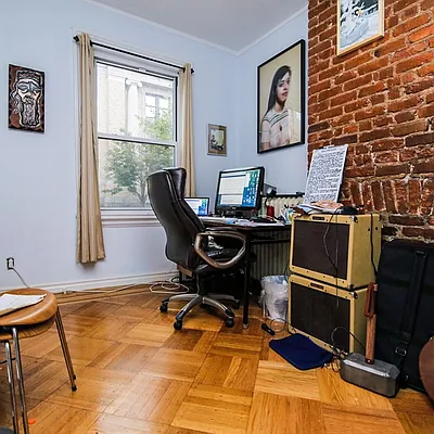 Rented by Nooklyn NYC LLC | media 34