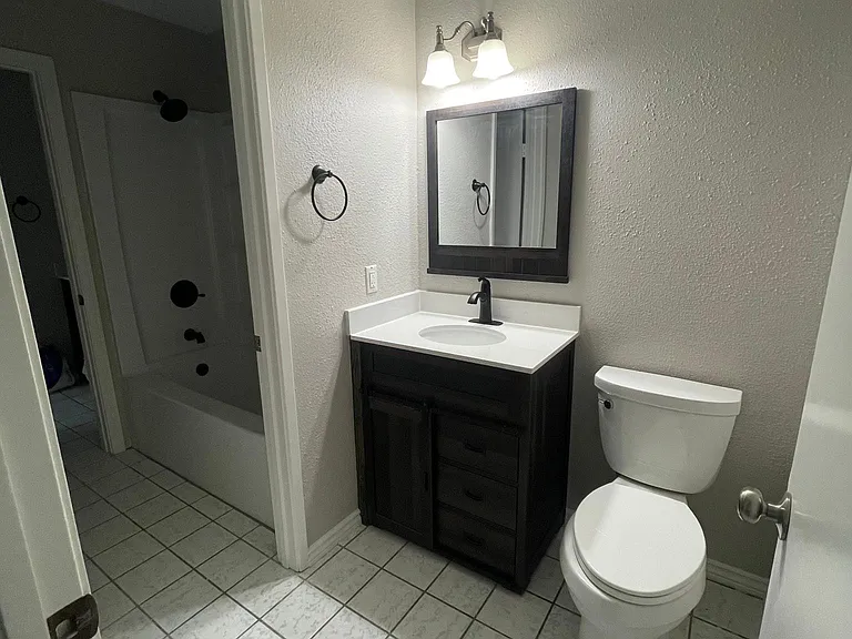 1046 McMahr Rd — Photo 8