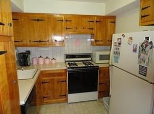 15 Lenox Ct APT 905, Suffern, NY 10901