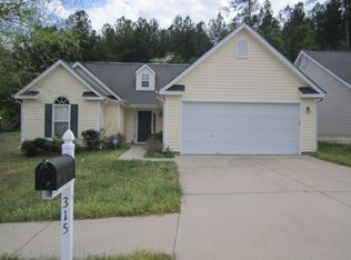 315 Buffington Dr, Union City, GA 30291