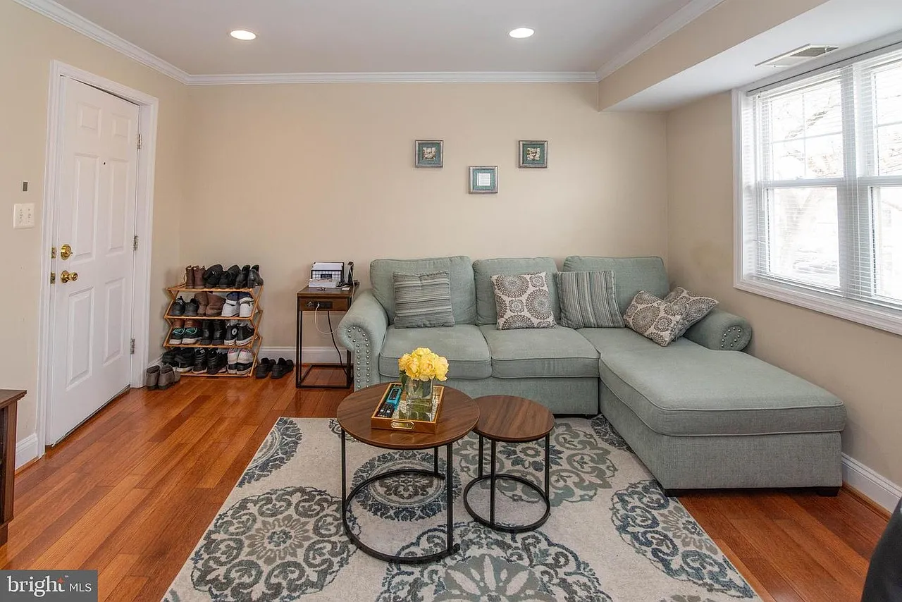 1 bed, 596 sqft, $1,400 — Photo 4