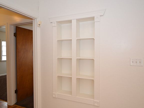 4th image of 826 12th St