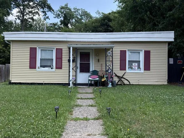 427 Carver Dr, Wilmington, DE 19801