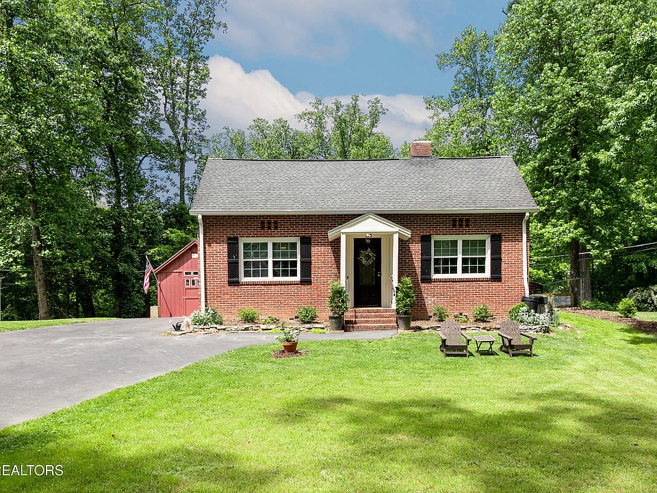 1st image of 70 Pine Rd