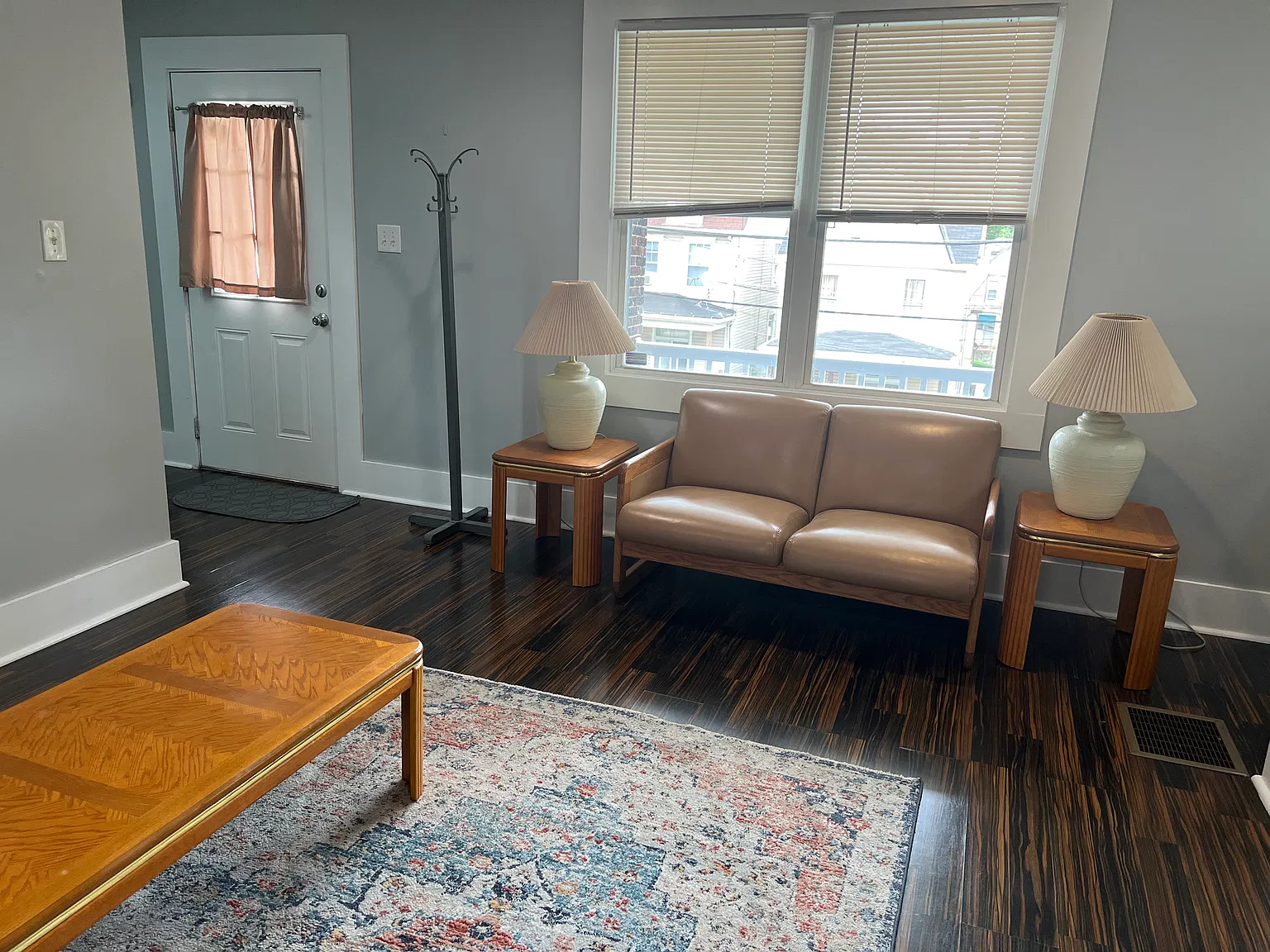 267 Robinson St — Photo 4