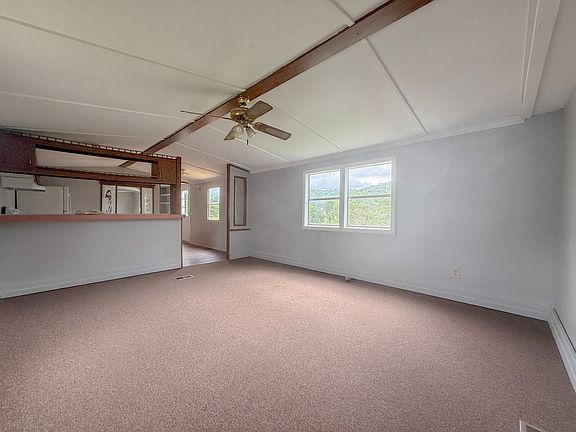 4th image of 1459 Hickory Valley Rd