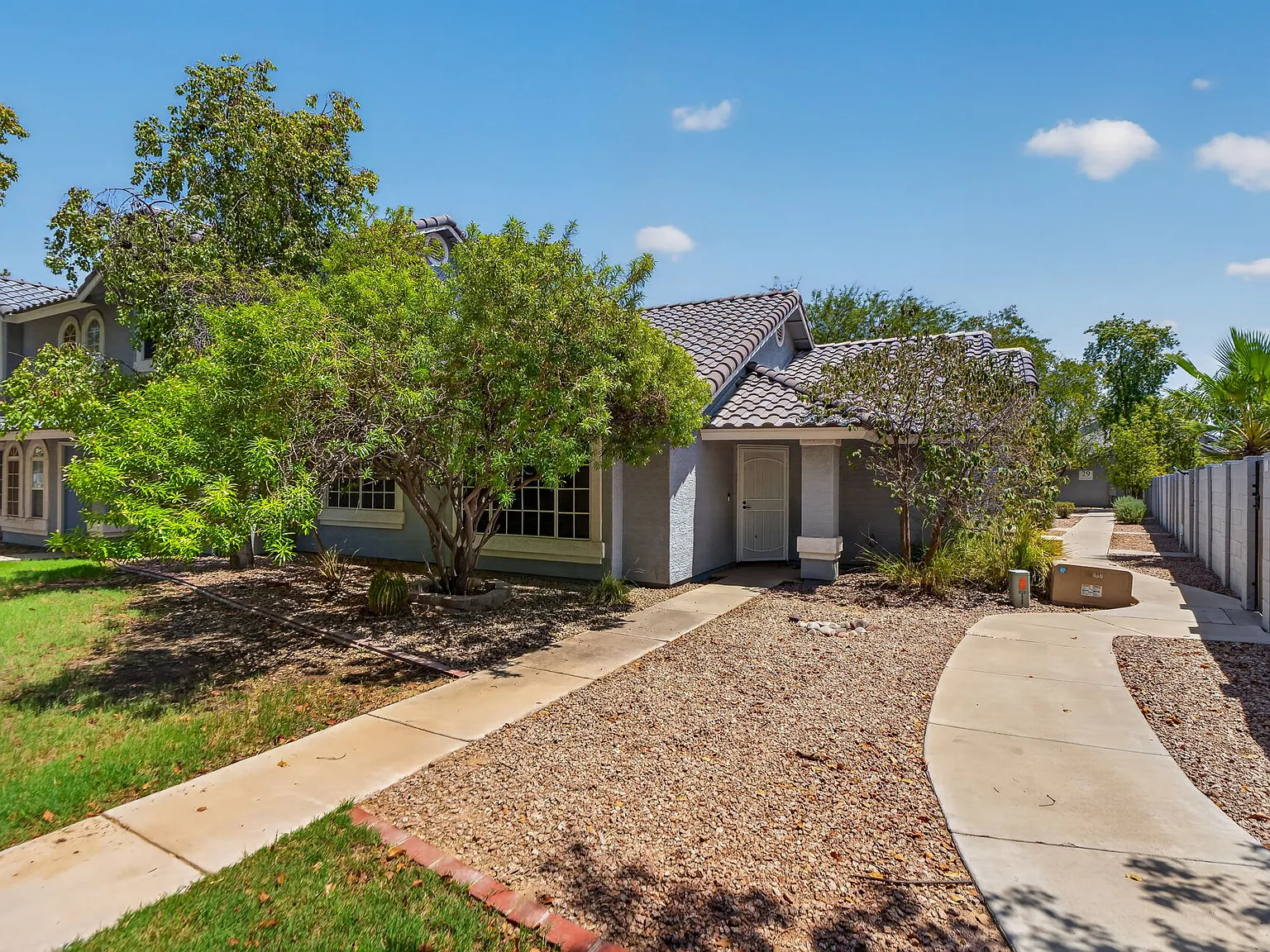 3-Bedroom Townhome in New Castle ? Chandler, AZ — Photo 3