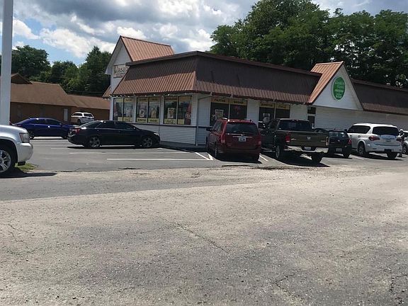 2nd image of 799 S Highway 27
