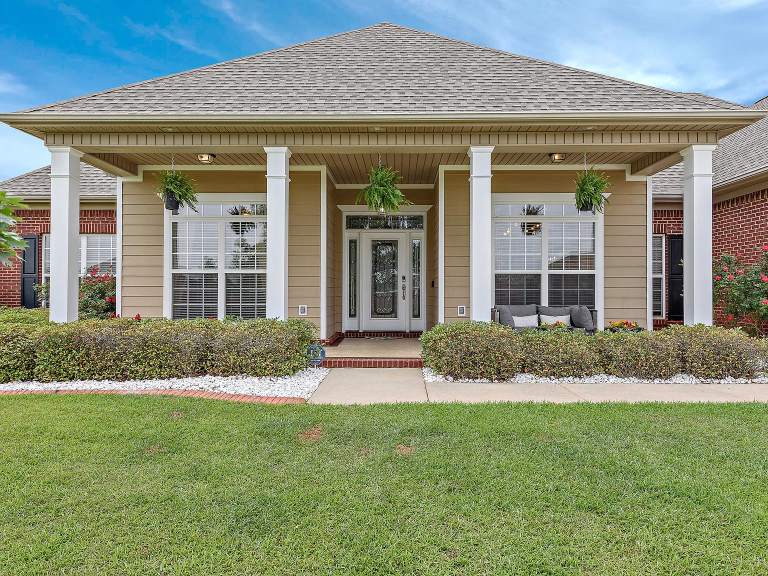 102 Red Dirt Rd — Photo 3