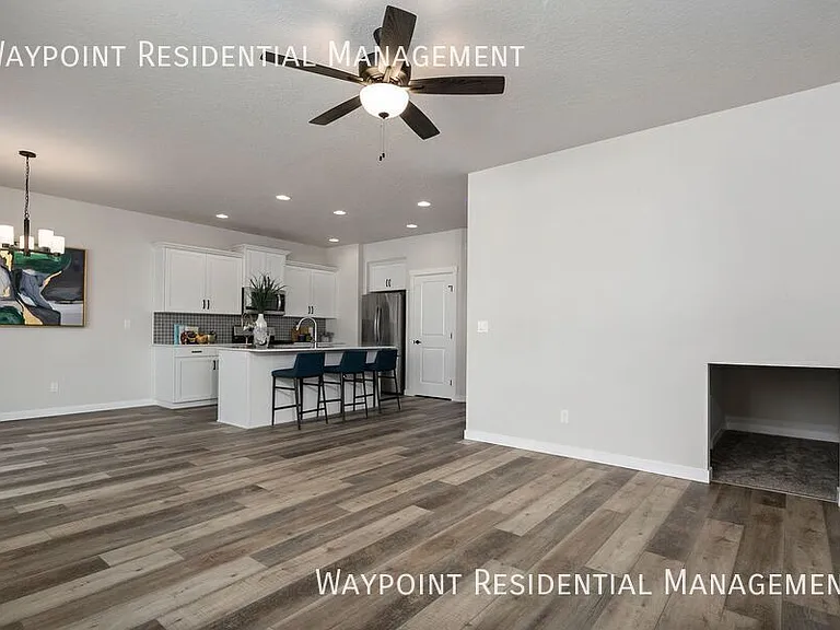 2094 S Defio Pl — Photo 18