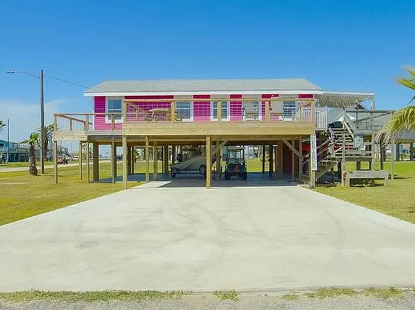 13102 Buccaneer Pkwy, Freeport, TX 77541