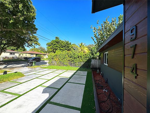 2nd image of 974 NE 145th St #974