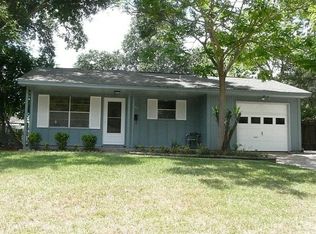 6943 Cole Creek Dr, Houston, TX 77092