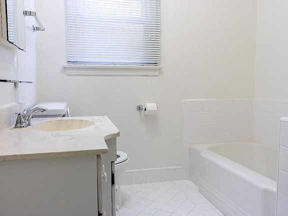 5th image of 9614 W Olympic Blvd APT D