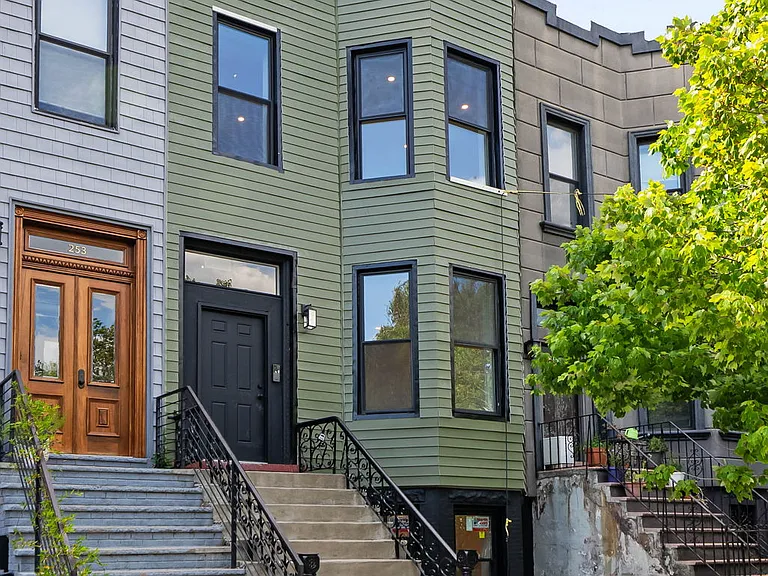 255 Weirfield St #3 — Photo 11