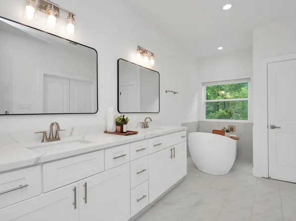 4605 Stassen St, Houston, TX 77051