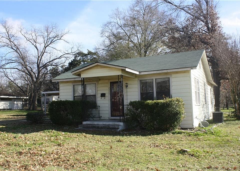 1st image of 2329 W 4th Ave